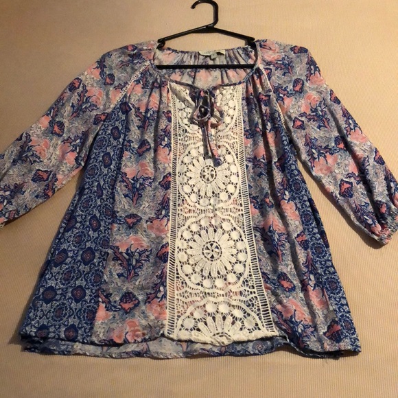 Lucy & Laurel Small top - Picture 1 of 2